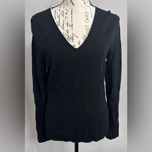 🖤🖤 The Limited Women’s Long Sleeve Top 🖤🖤 - Picture 2 of 11